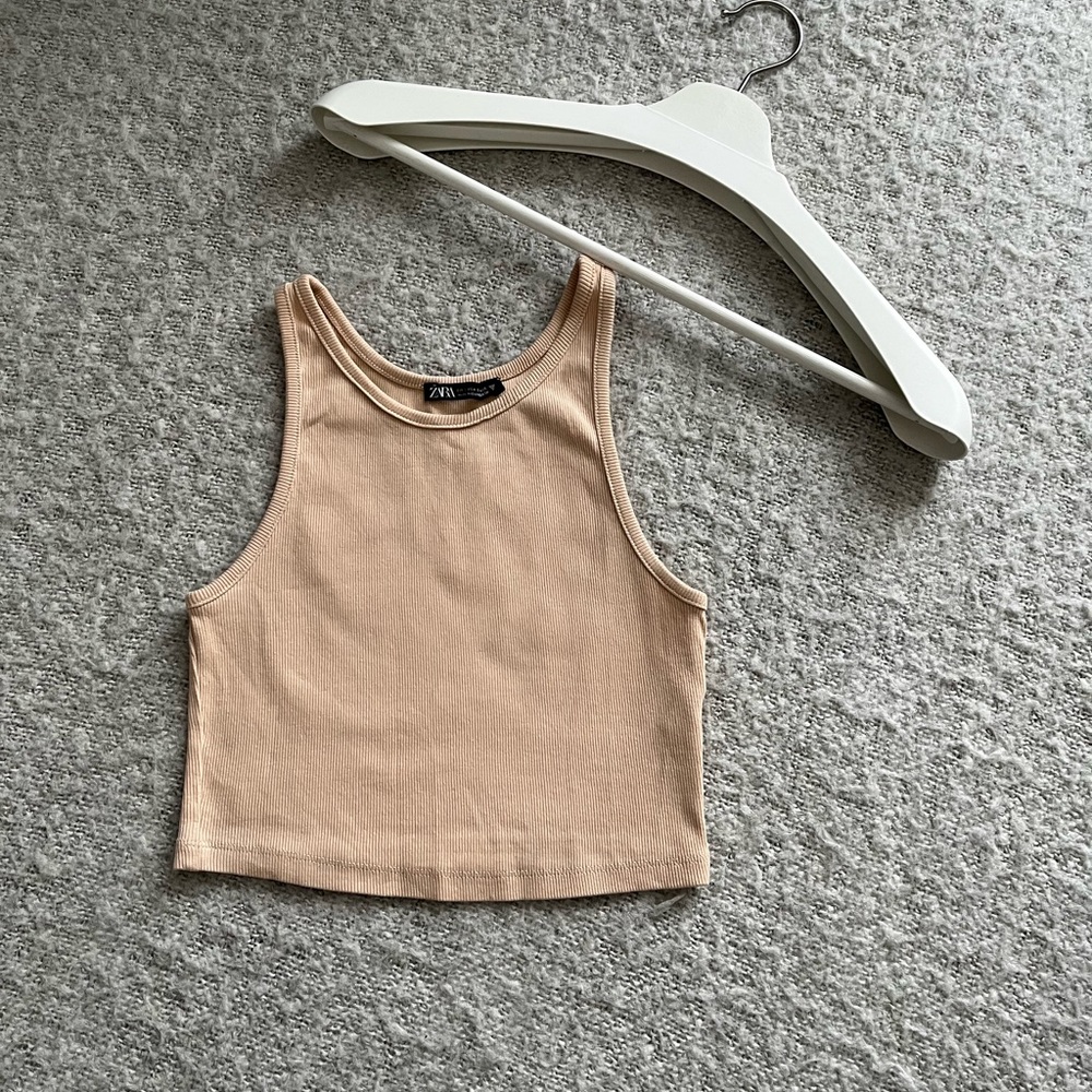 Zara basic tank top small ou x small in good condition